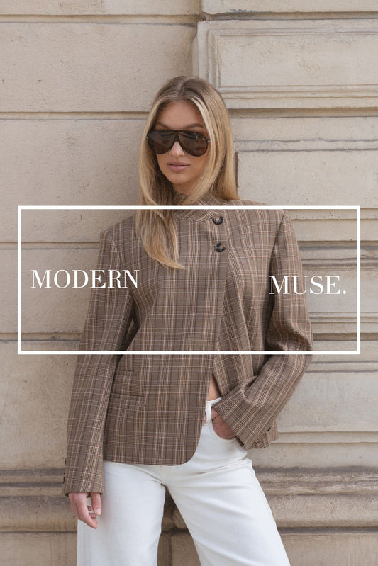 Modern Muse - Olivia & Kate