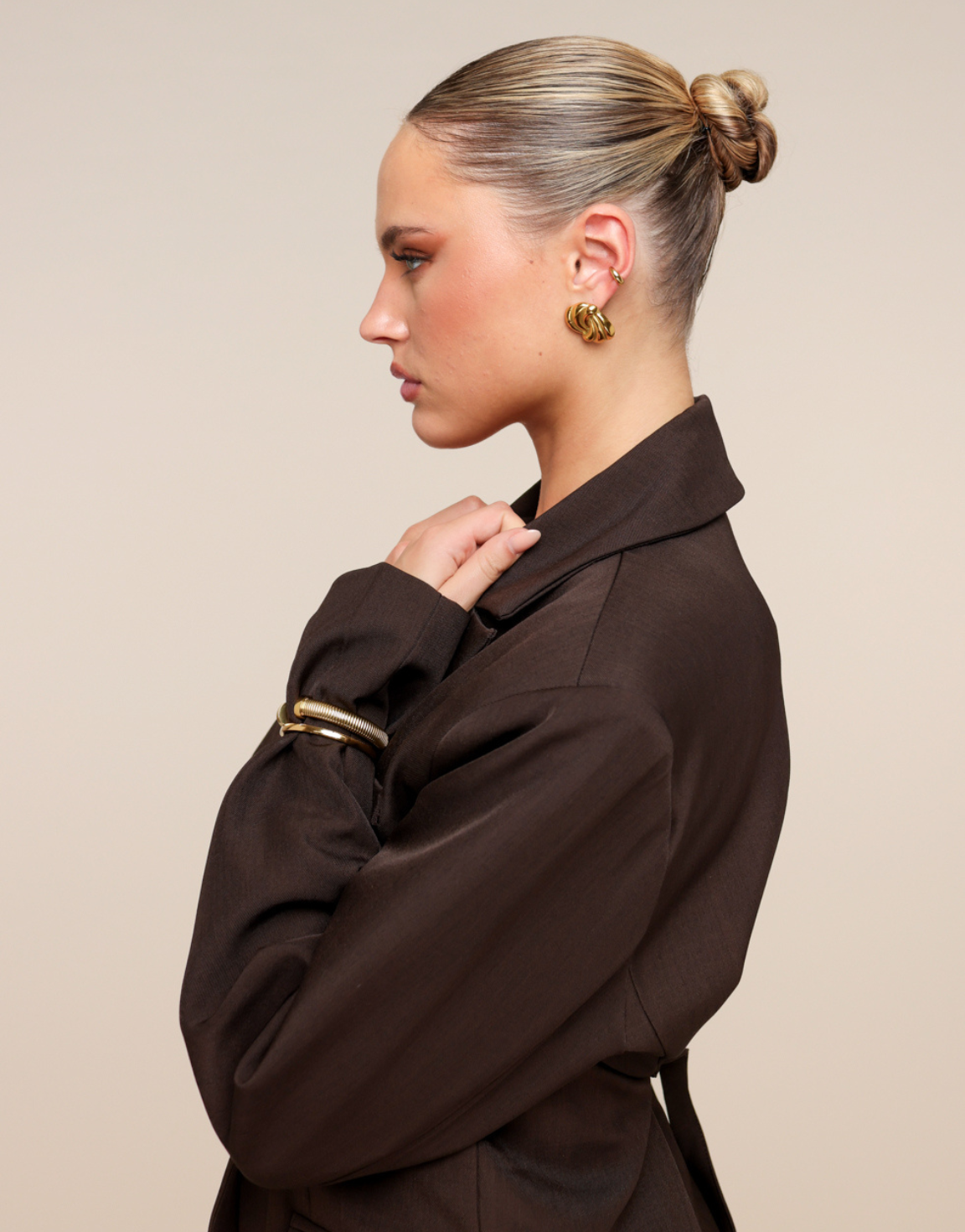 Gold Twisted Swirl - Earrings