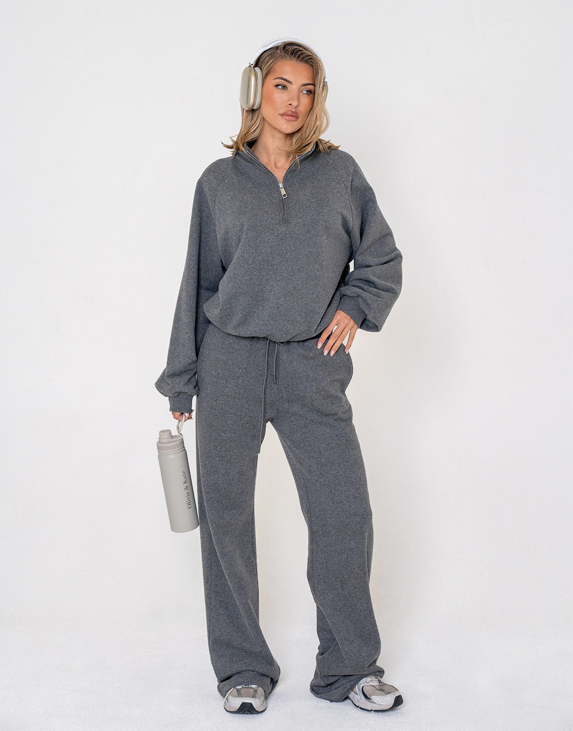 Dark Gray Wide Jogging Pants