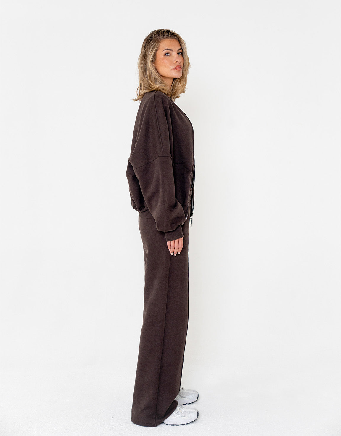Dark Brown Wide Seam Jogging Pants