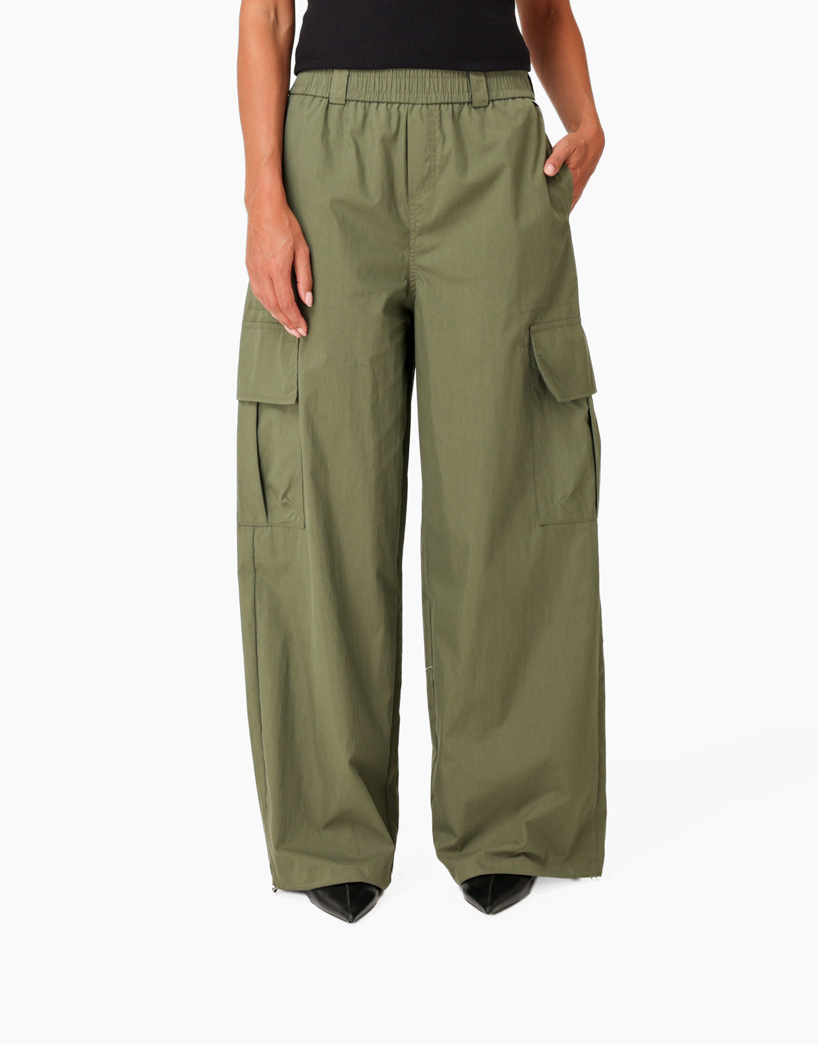 KLEDING-ARMY-GROENE-CARGO-BROEK