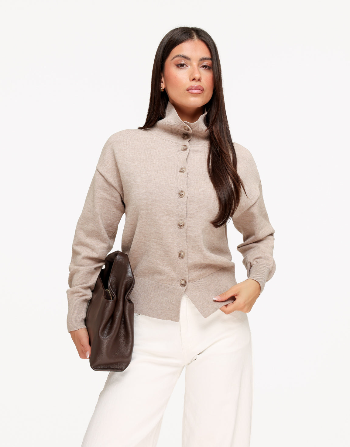 KLEDING-BEIGE-KNOPEN-HOGE-KRAAG-VEST-02