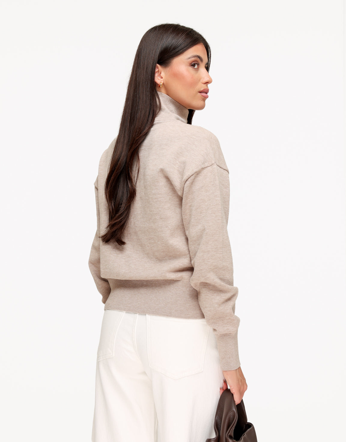 KLEDING-BEIGE-KNOPEN-HOGE-KRAAG-VEST-04