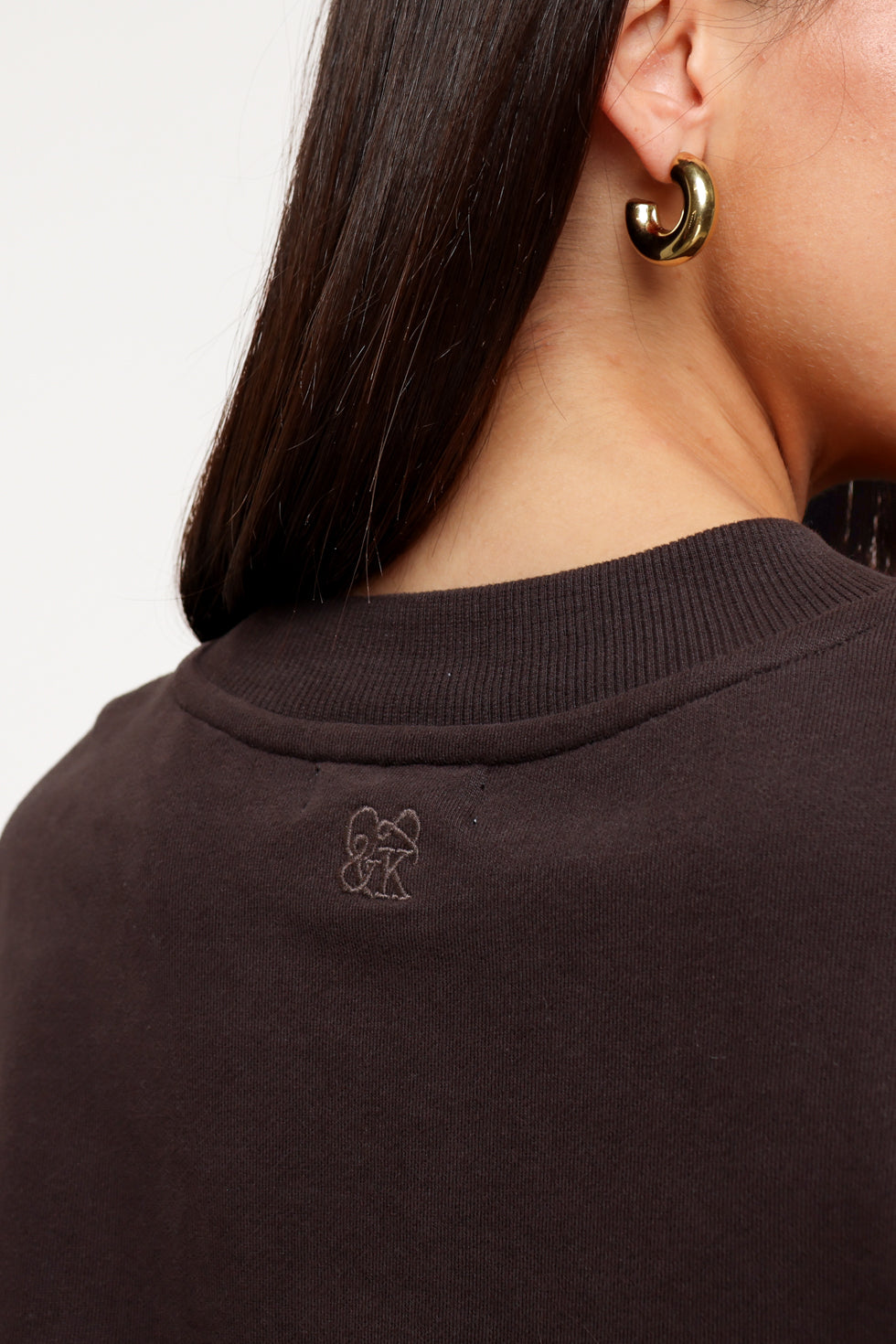 KLEDING-DONKERBRUINE-JOGGING-LANGE-MOUWEN-VEST-05