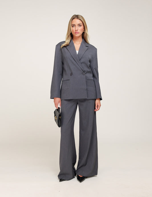 KLEDING-GRIJZE-STREPEN-BLAZER-PANTALON-01