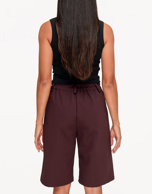 KLEDING-WEBSHOP-AUBERGINE-LANGE-BERMUDA-SHORT-02