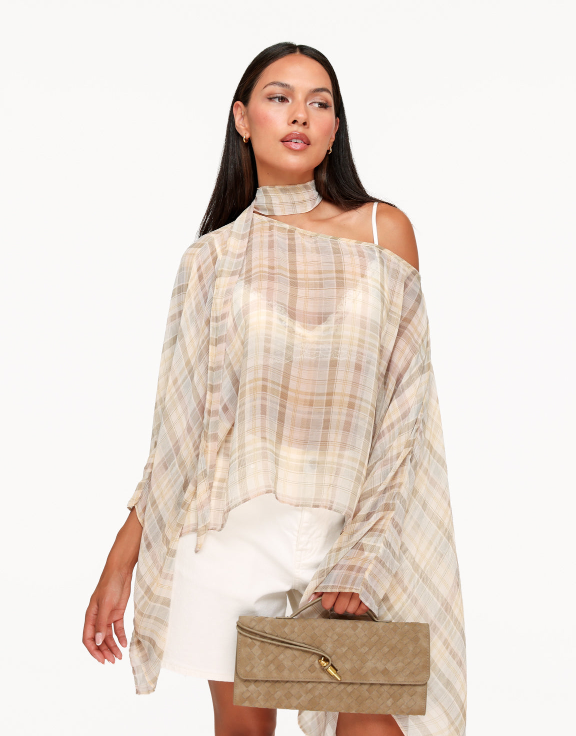 KLEDING-WEBSHOP-BEIGE-GERUITEN-SCHUINE-HALS-TOP-06