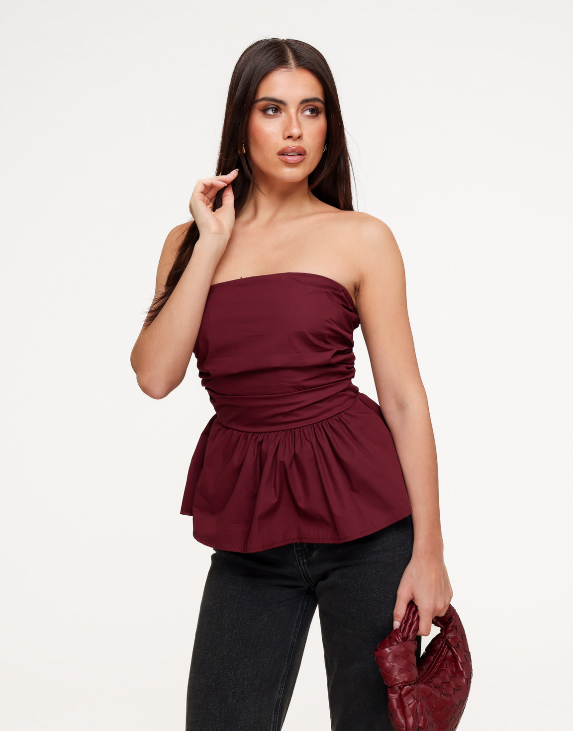 KLEDING-WEBSHOP-BURGUNDY-STRAPLESS-PEPLUM-TOP-02