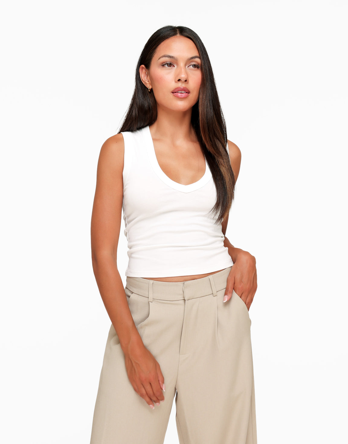 KLEDING-WEBSHOP-WITTE-V-HALS-TANK-TOP-04