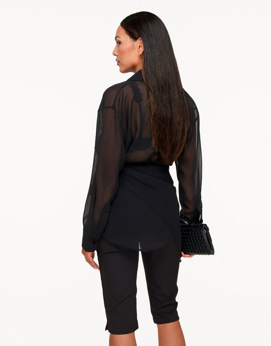 KLEDING-WEBSHOP-ZWARTE-DOORSCHIJNENDE-WIKKEL-BLOUSE-05