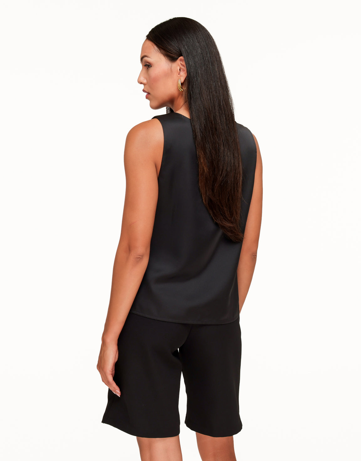 KLEDING-WEBSHOP-ZWARTE-SATIJNEN-TANK-TOP-02