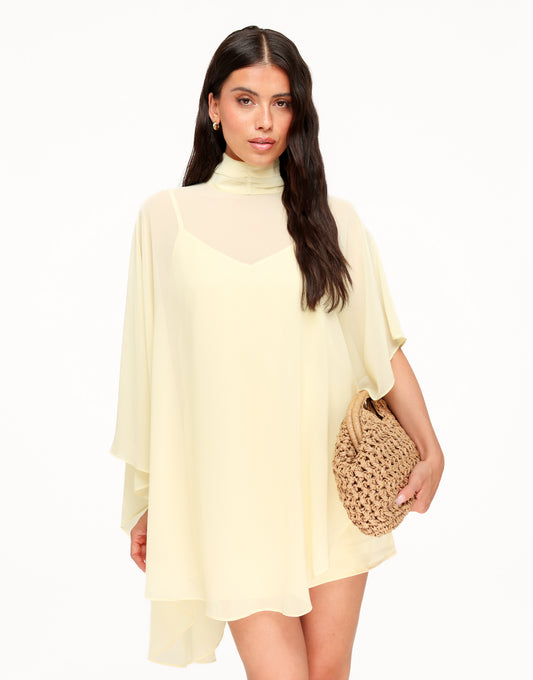 KLEDING-ZACHTGELE-OVERSLAG-CAPE-JURK-01