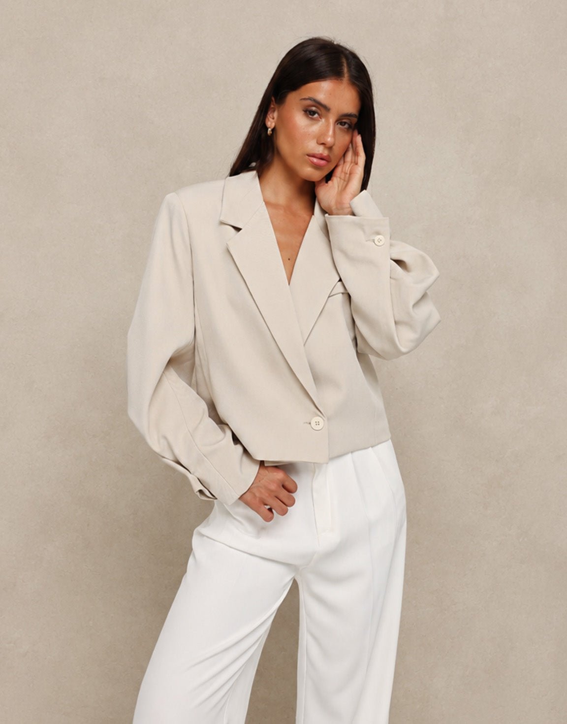 Beige Cropped Omgeslagen Mouwen - Blazer - Olivia & Kate
