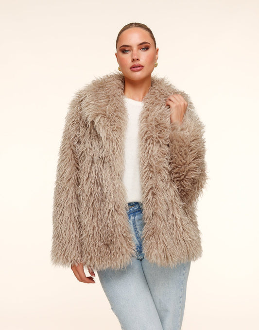 Beige Fluffy Bont - Jas - Olivia & Kate