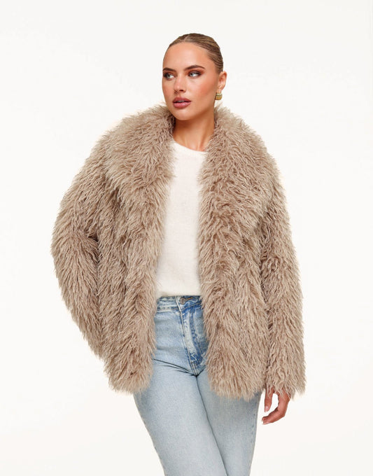 Beige Fluffy Bont - Jas - Olivia & Kate