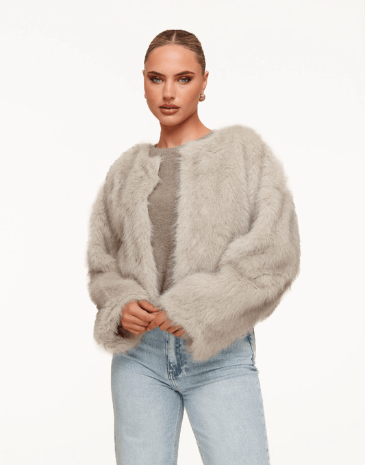 Beige Korte Fluffy - Jas - Olivia & Kate