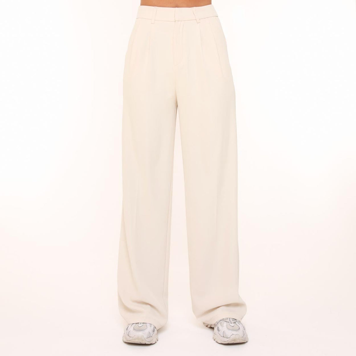 CLOTHING-BEIGE-WIDE-LONG-TROUSERS-01