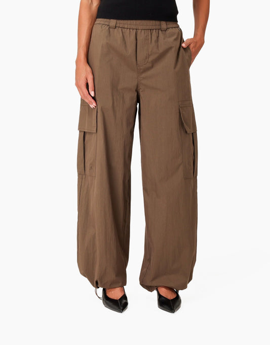 Bruine Elastische Zak Detail Cargo - Broek - Olivia & Kate