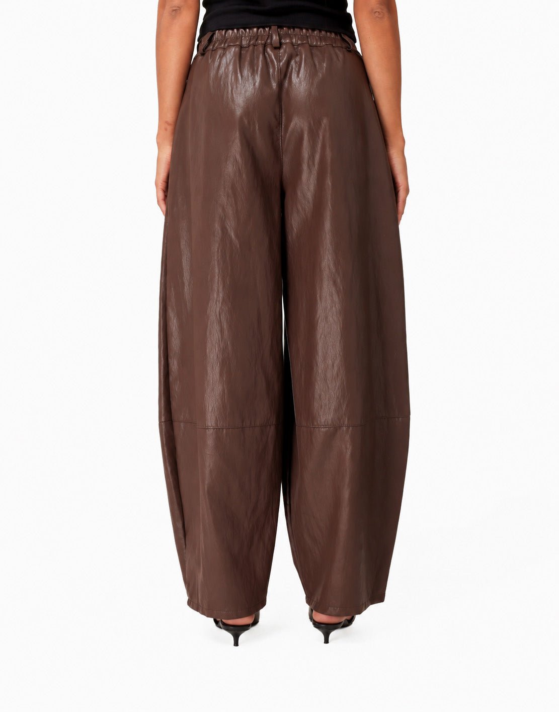 Bruine PU Ballon Detail - Broek - Olivia & Kate