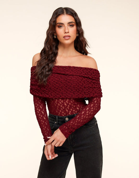 Burgundy Omgeslagen Off Shoulder - Top - Olivia & Kate