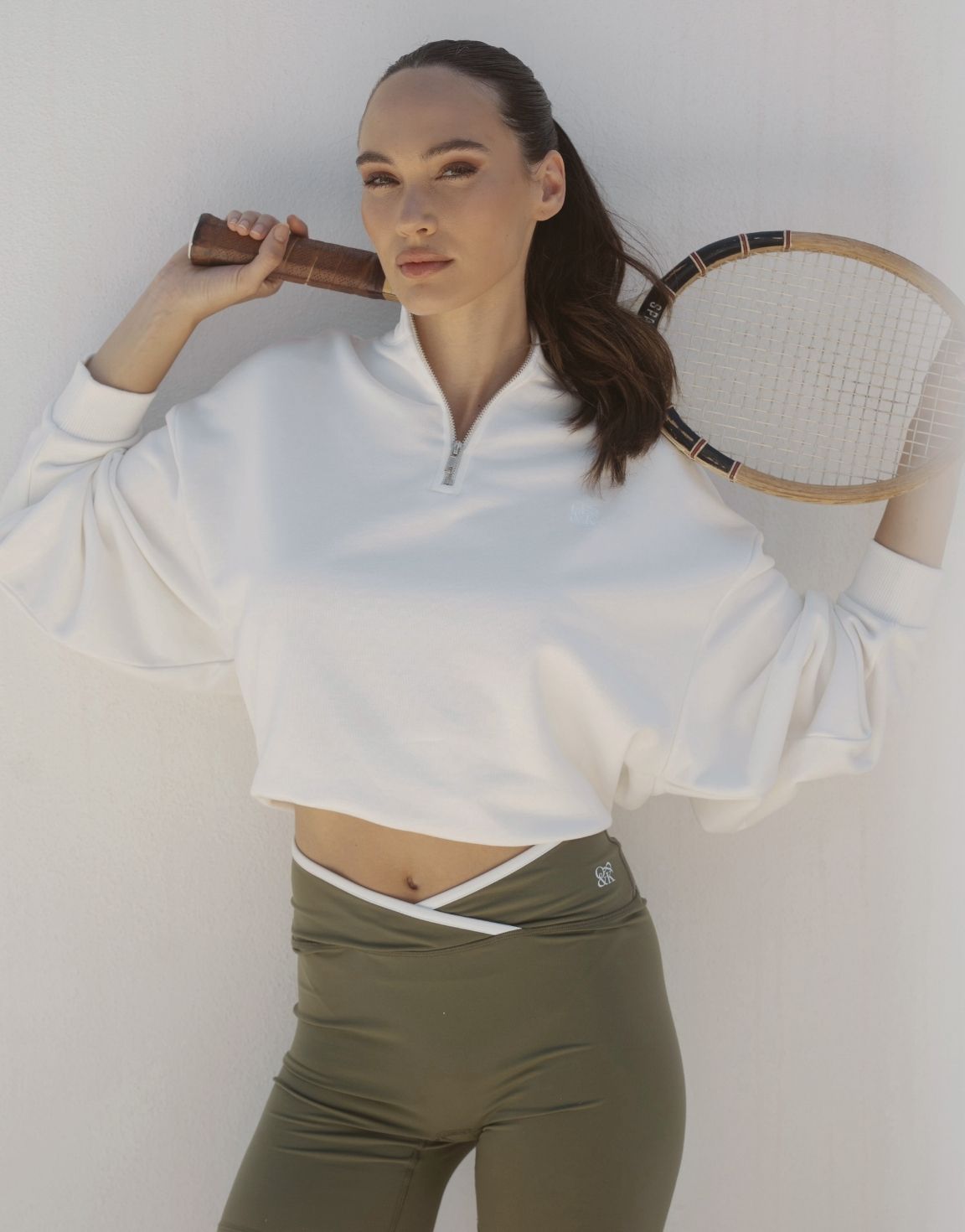 Creme Hoge Kraag The Sport Edit - Sweater - Olivia & Kate