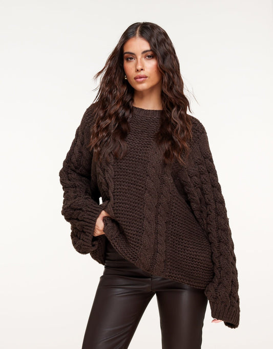 Donkerbruine Gebreide Kabel Patroon - Trui - Olivia & Kate