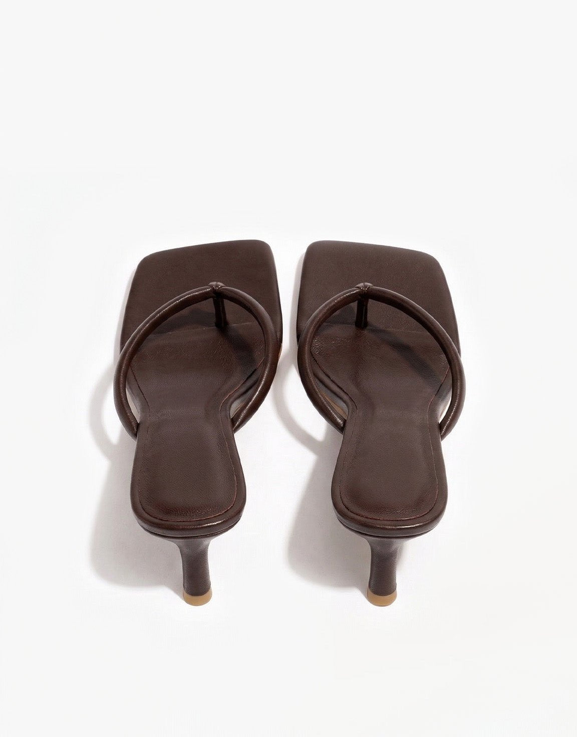 Donkerbruine Vierkante Basic Hakje - Teenslippers - Olivia & Kate