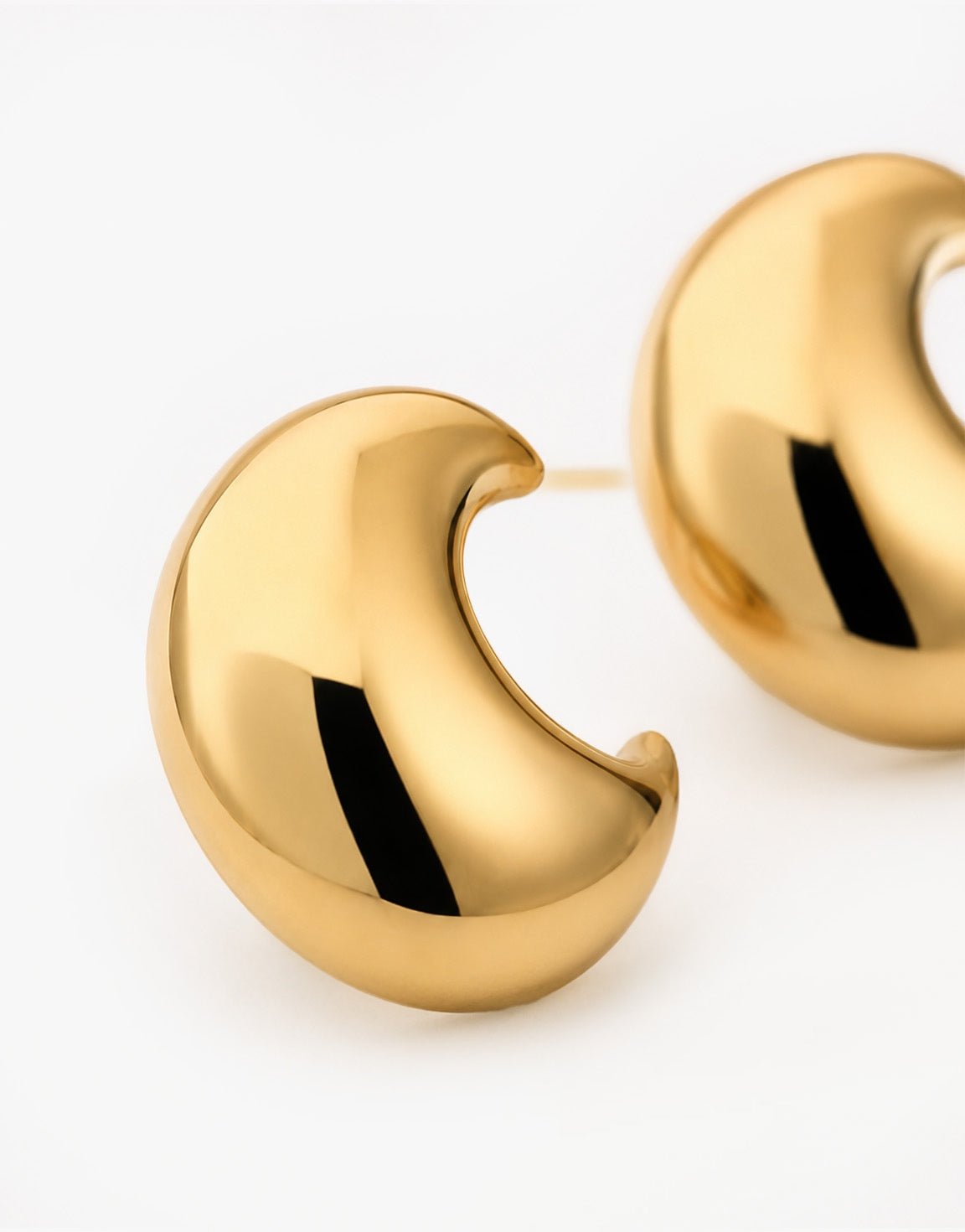Gouden Middel Statement - Oorbellen - Olivia & Kate