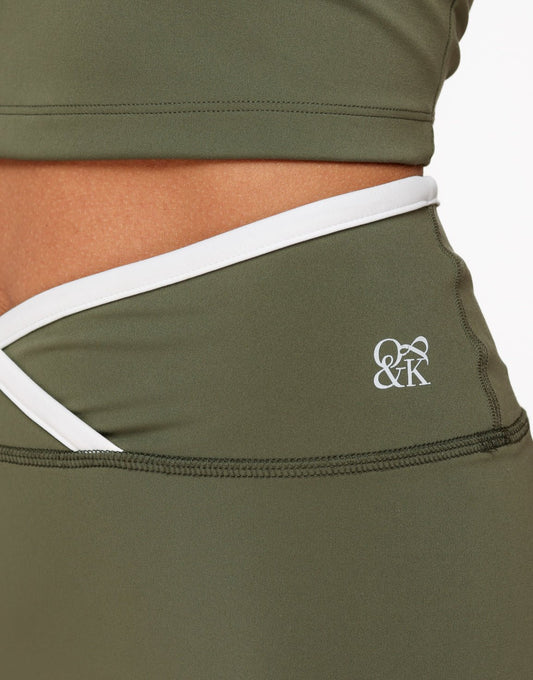 Khaki Korte The Sport Edit Legging - Short - Olivia & Kate