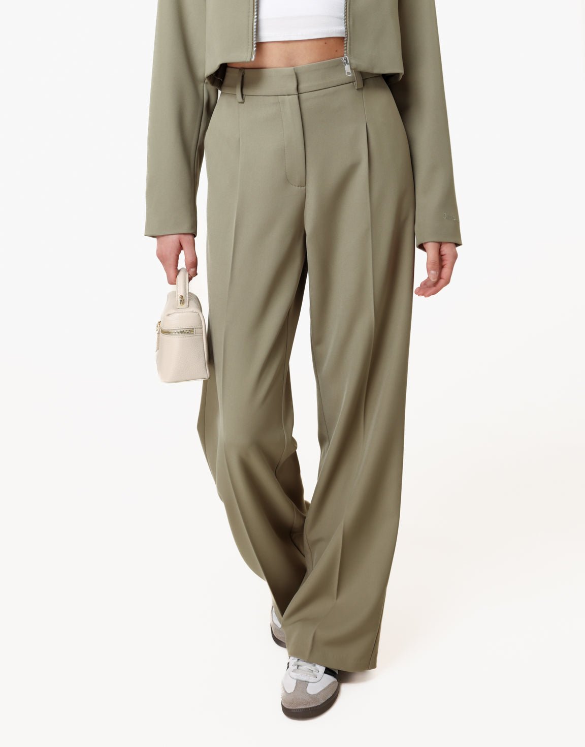 Khaki Luxury Studio - Set - Olivia & Kate