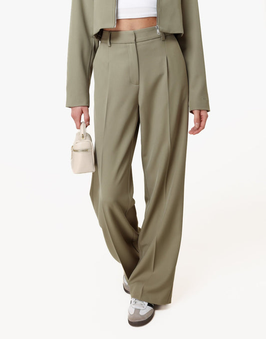 Khaki Luxury Studio - Set - Olivia & Kate