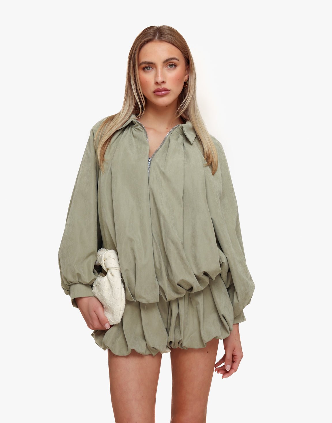 khaki-petite-ballon-short-3439415_1