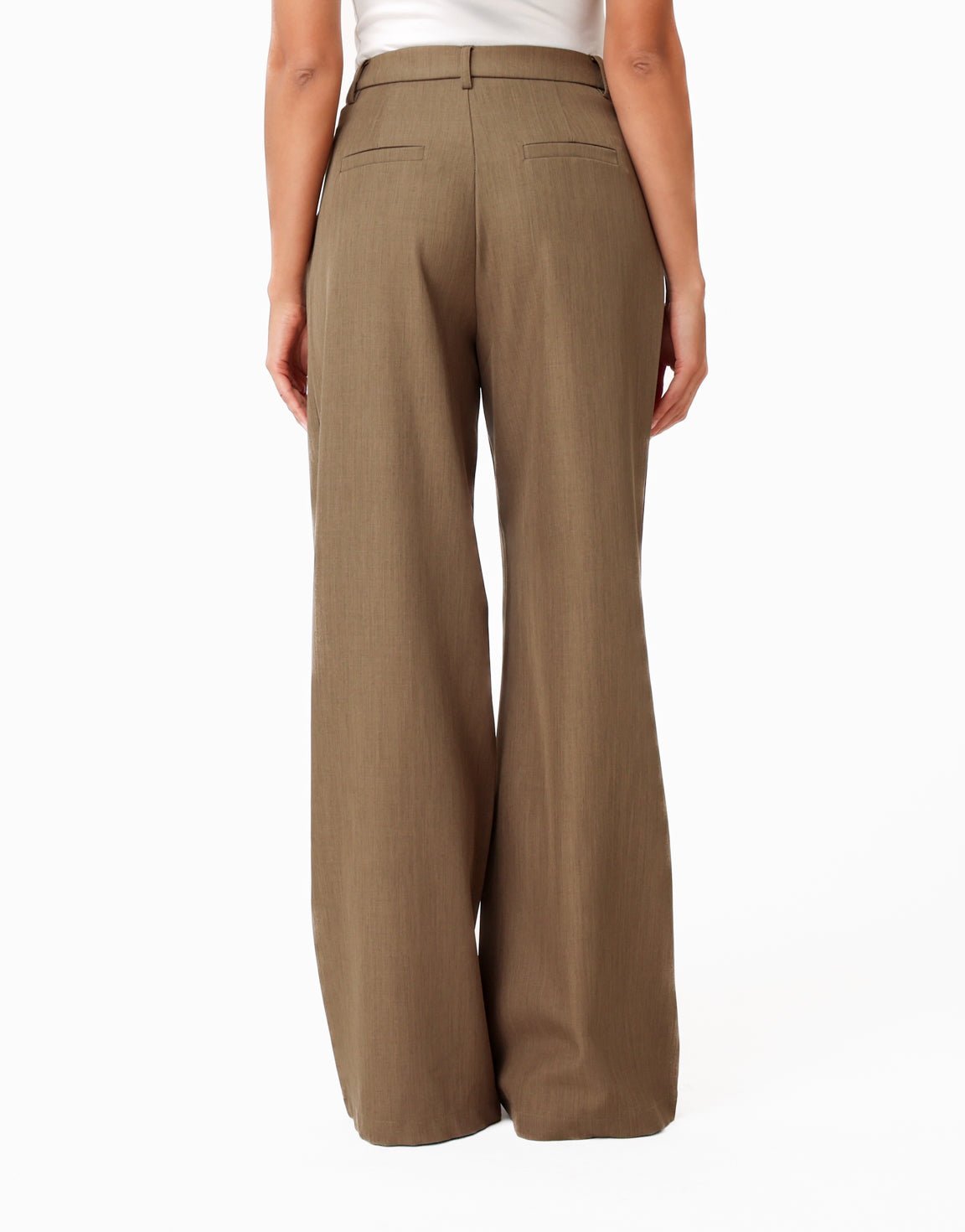 Khaki Wijde Pantalon + Ecru Off Shoulder SS Trui - Set - Olivia & Kate
