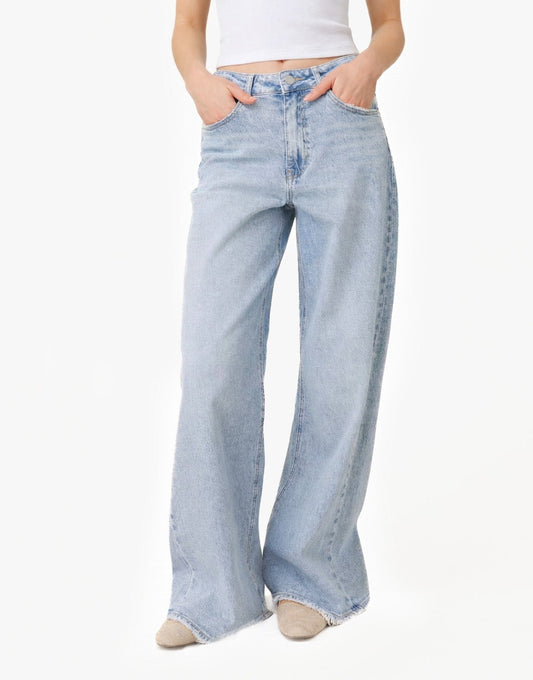 Lichtblauwe Loszittende Baggy - Spijkerbroek - Olivia & Kate