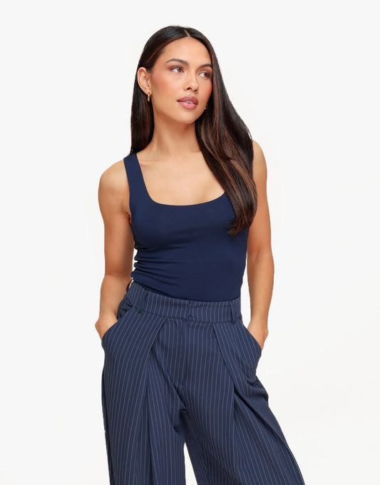 Navy Omkeerbare Mouwloze Basic - Top - Olivia & Kate