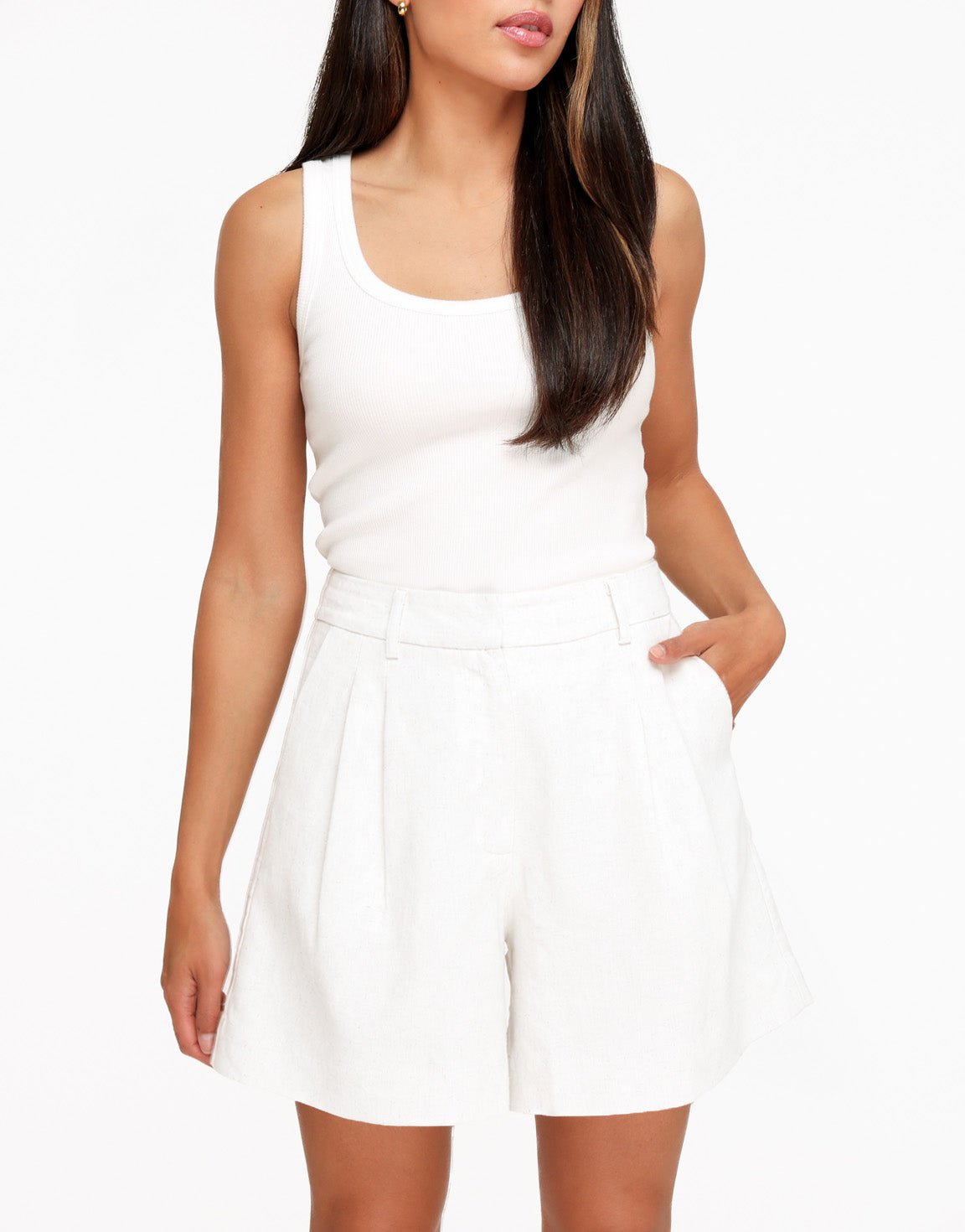 Off White Signature Linnen Blend - Short - Olivia & Kate