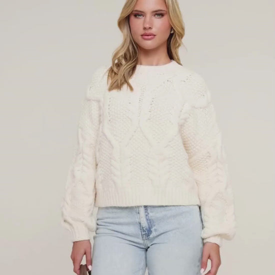 cremegebreidekabeltrui