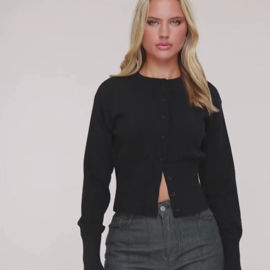 KLEDING-ZWARTE-BASIC-KNOPEN-VEST

