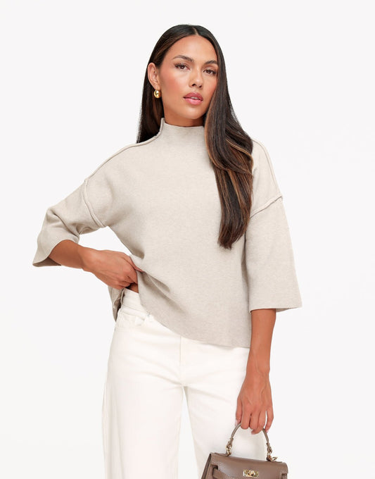 Taupe Basic Hoge Hals 3/4 Mouwen - Top - Olivia & Kate
