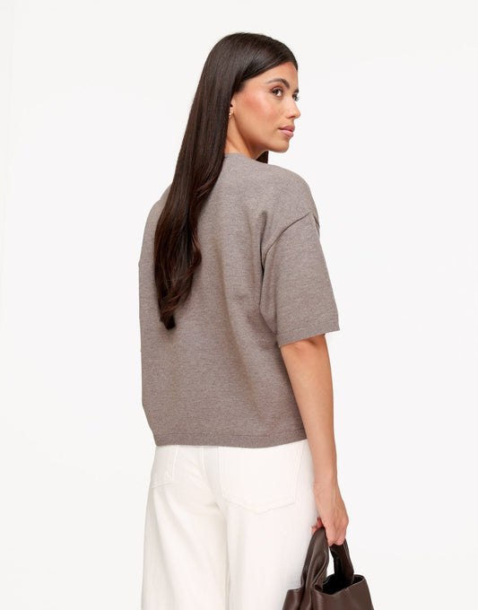 Taupe Gebreide SS T- Shirt - Olivia & Kate