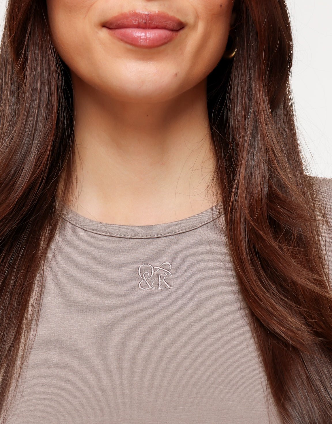 Taupe O&K Basic SS - Top - Olivia & Kate