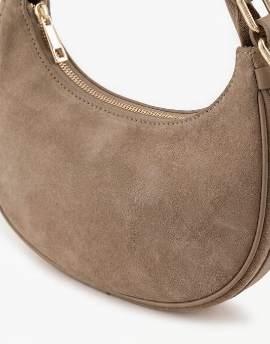 Taupe Suede Kleine Half Ronde - Tas - Olivia & Kate