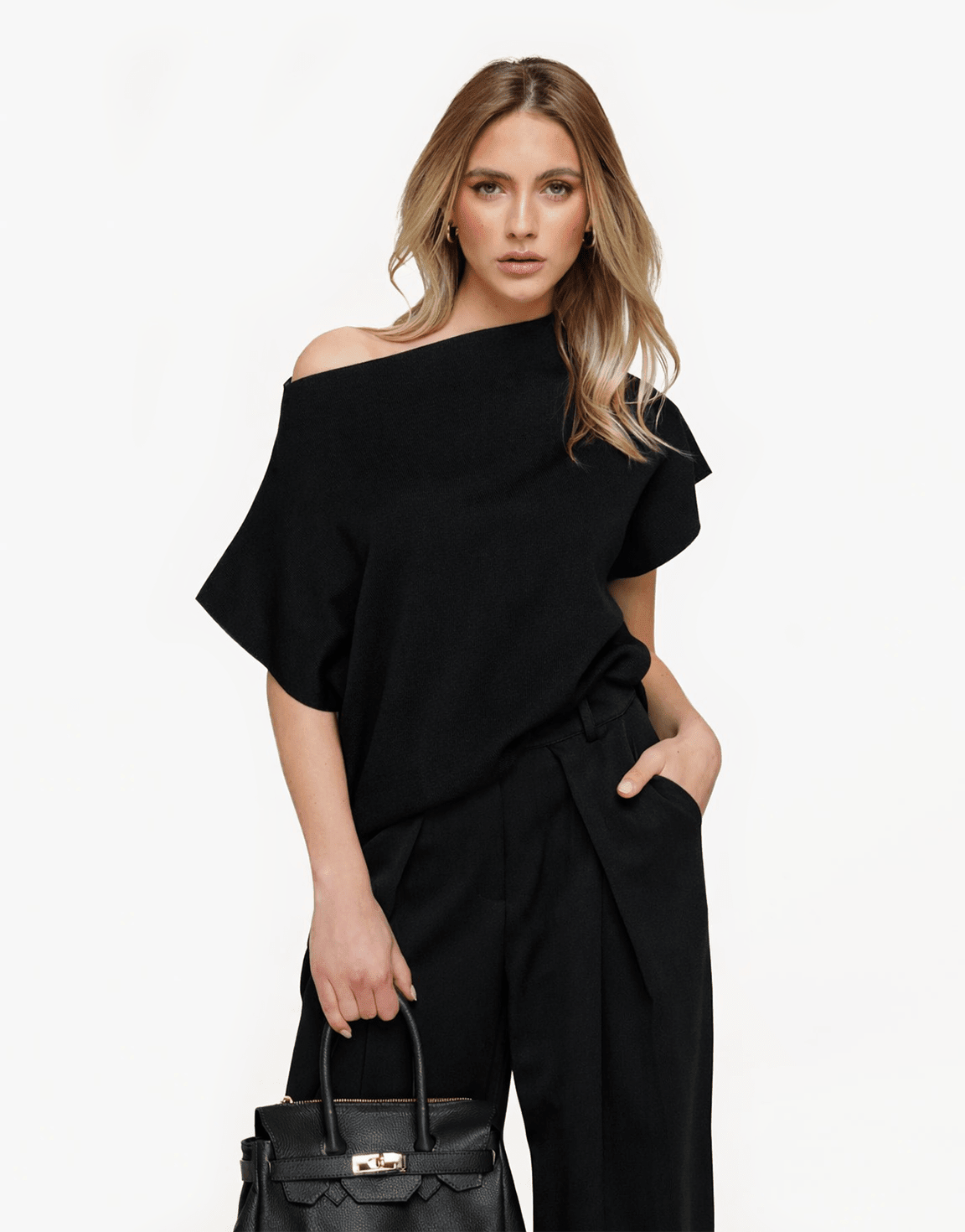 Zwarte Gebreide One Shoulder Top+ Zwarte Satijnen Kanten Short - Set - Olivia & Kate