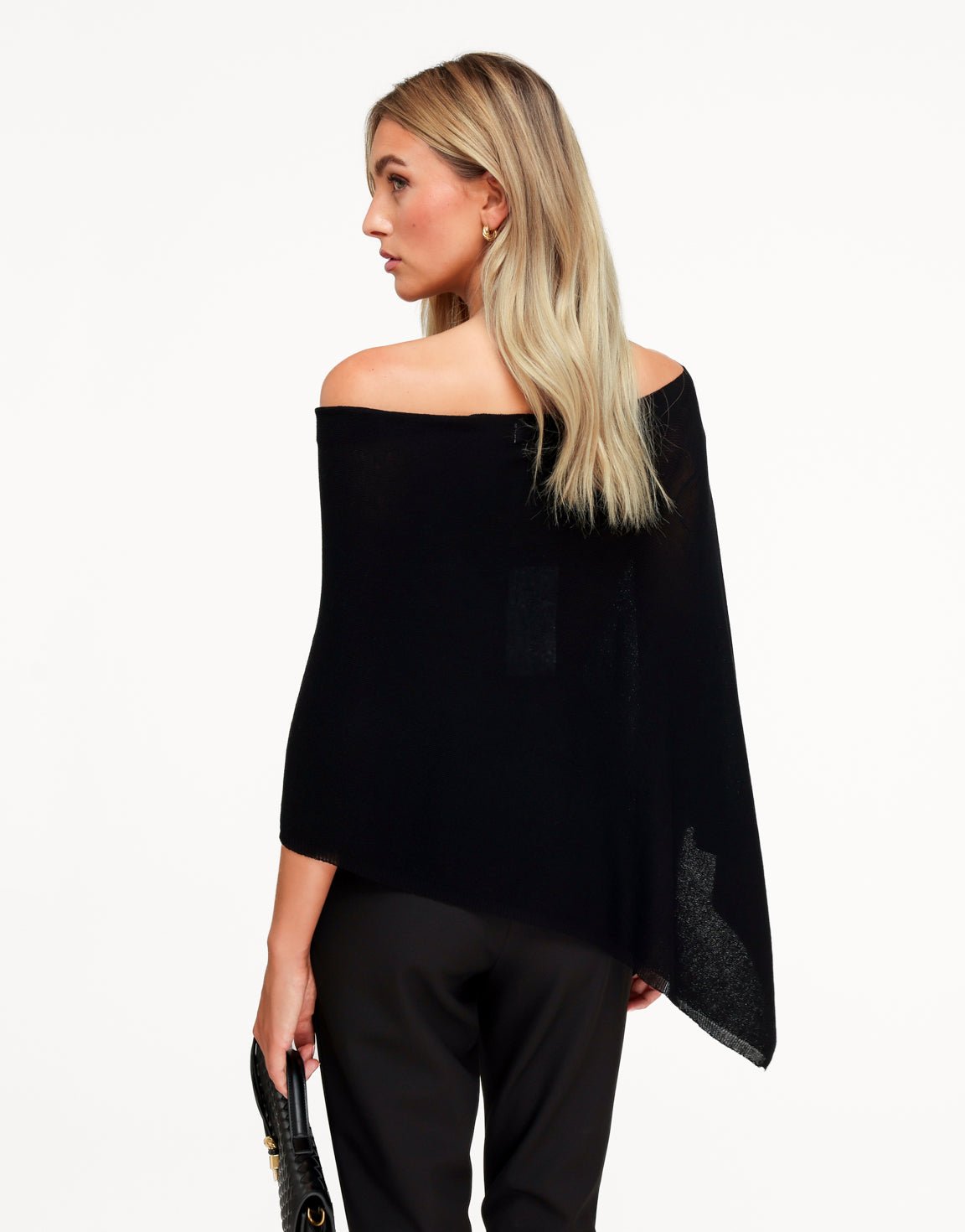 Zwarte Off Shoulder Gebreide Cape - Top - Olivia & Kate