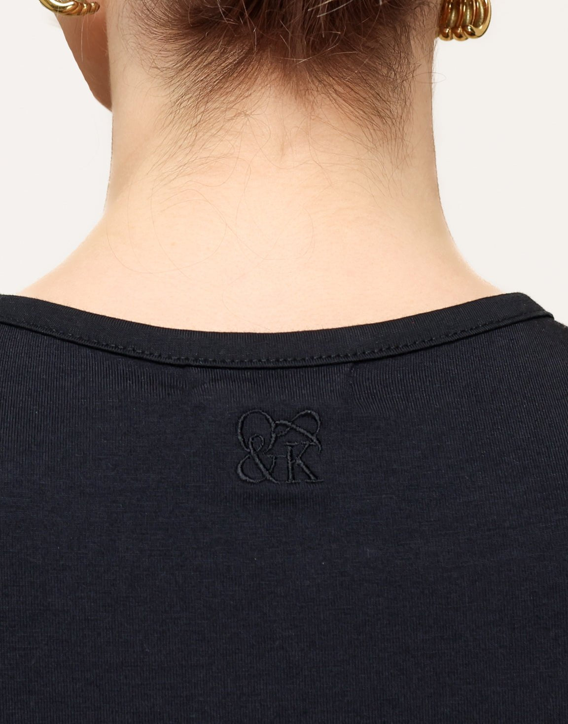 Black O&K Basic Cropped SS - Top - Olivia & Kate