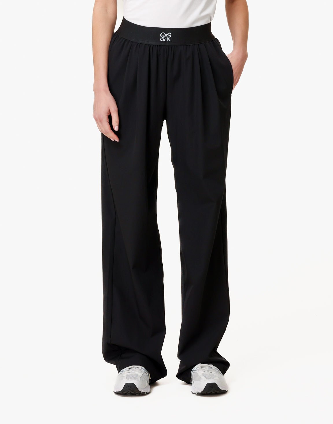 Zwarte O&K Elastische Wijde Pijpen - Broek - Olivia & Kate