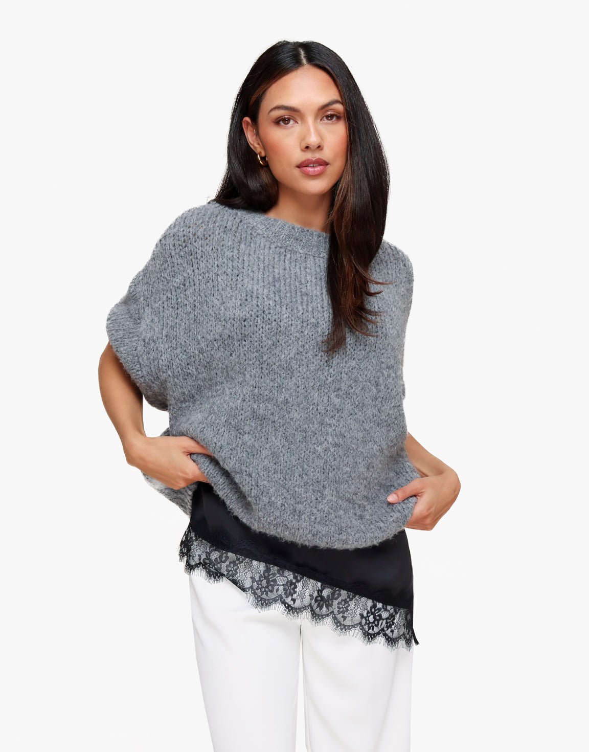 Zwarte Satijnen Schuine Kanten - Top - Olivia & Kate