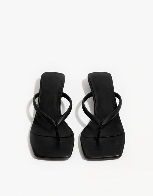 Zwarte Vierkante Basic Hakje - Teenslippers - Olivia & Kate